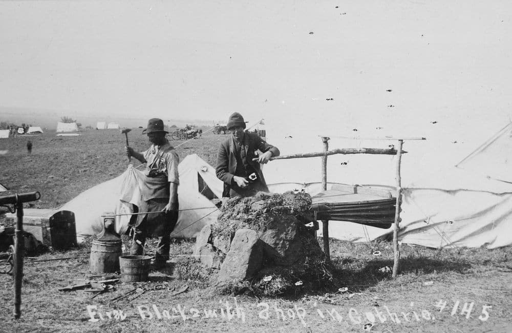 Une nouvelle forge en Oklahoma ©US National Archives/Wikimedia Commons